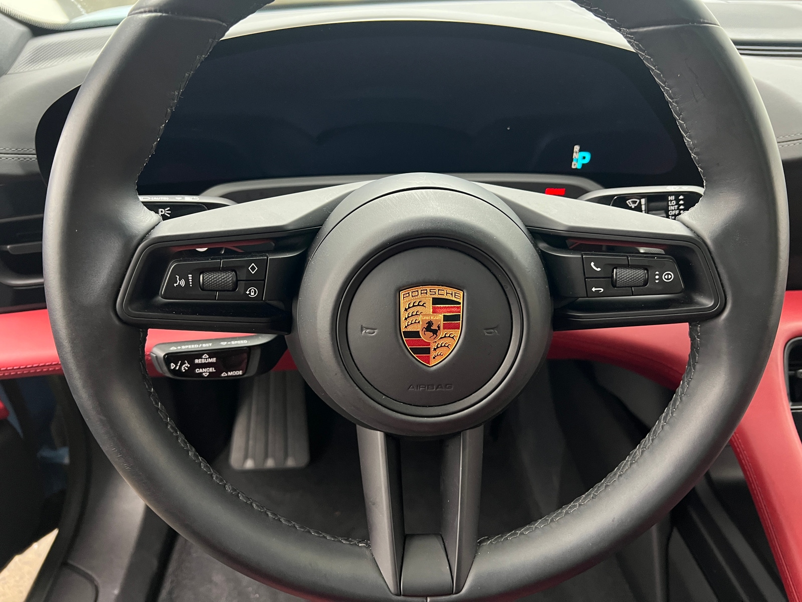 Thumbnail: 2022 Porsche Taycan - 4