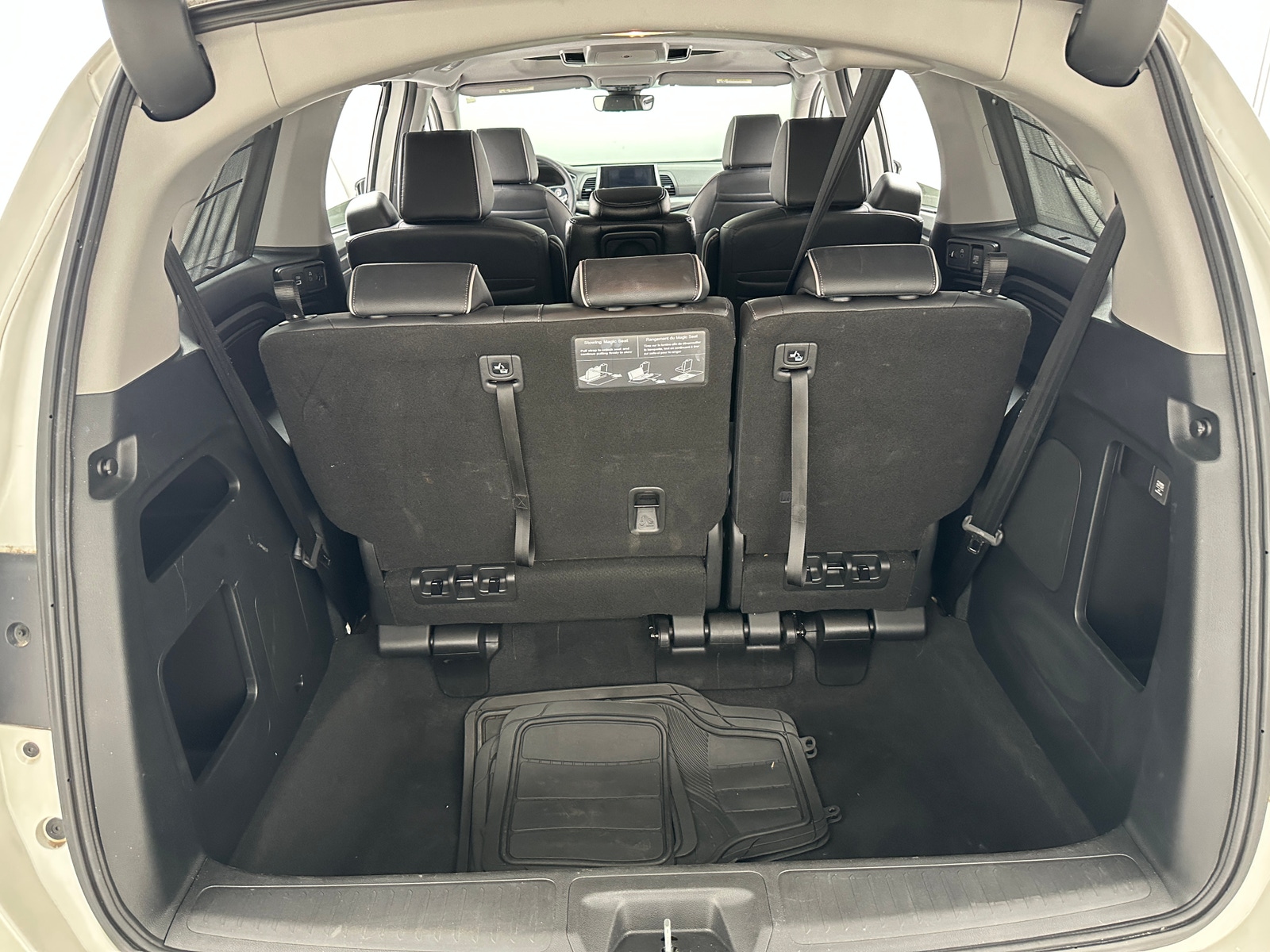 Thumbnail: 2023 Honda Odyssey - 6