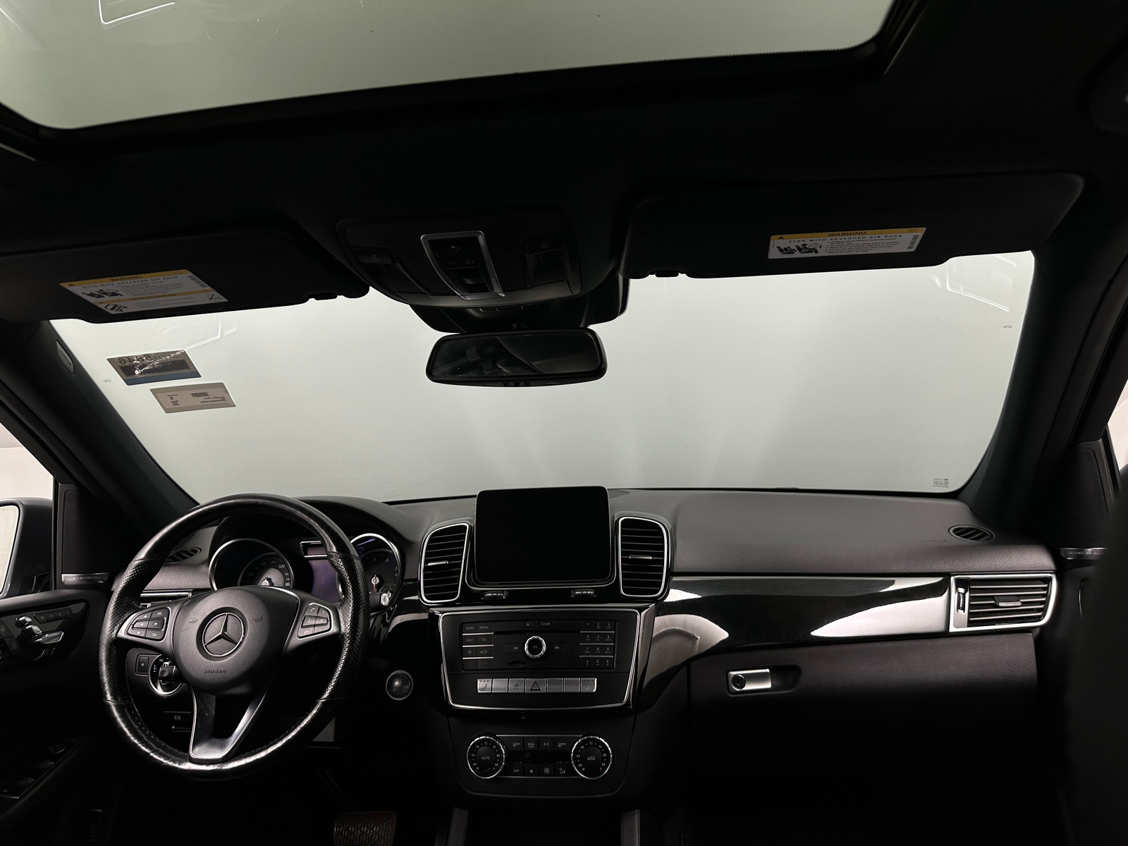 Thumbnail: 2018 Mercedes-Benz GLE - 2