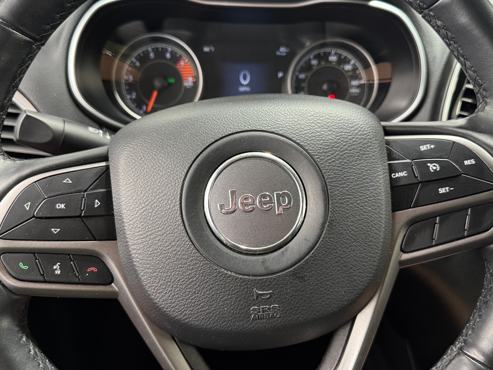Thumbnail: 2019 Jeep Cherokee - 4
