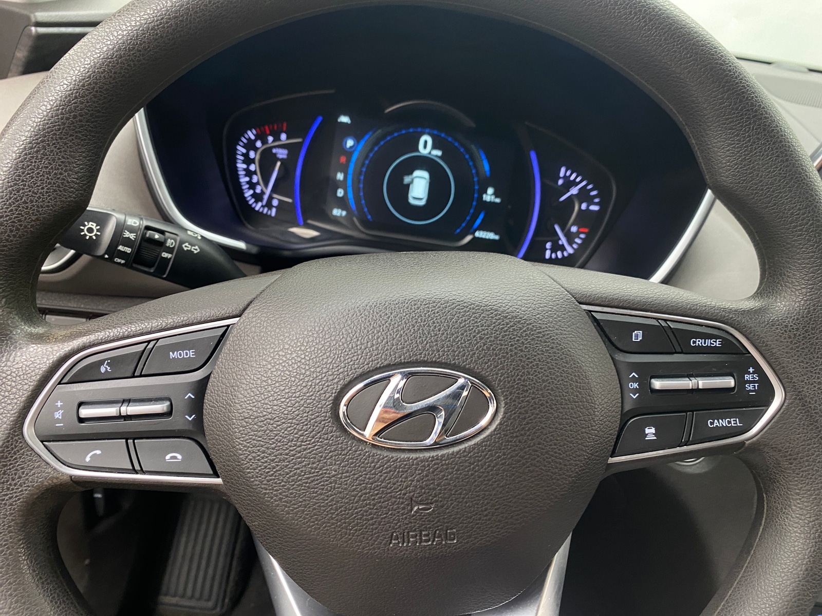 Thumbnail: 2020 Hyundai Santa Fe - 5