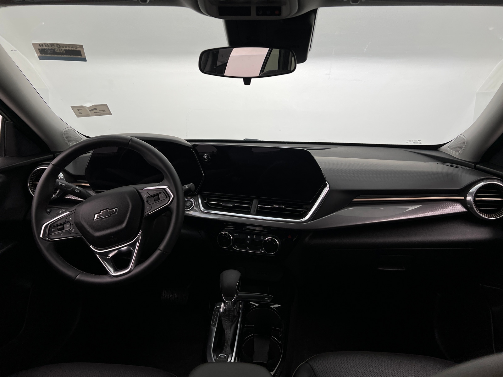 Thumbnail: 2025 Chevrolet Trax - 3