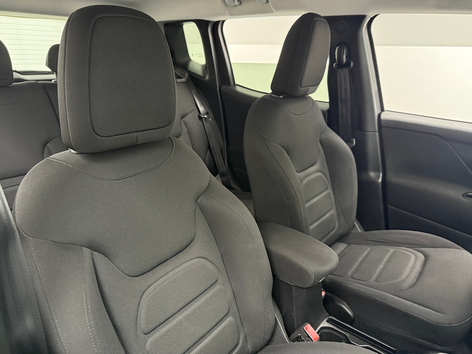Thumbnail: 2019 Jeep Renegade - 2