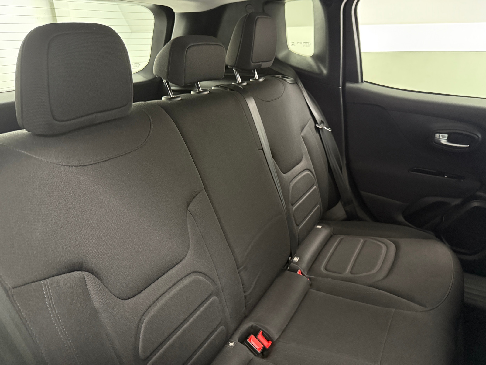 Thumbnail: 2019 Jeep Renegade - 6