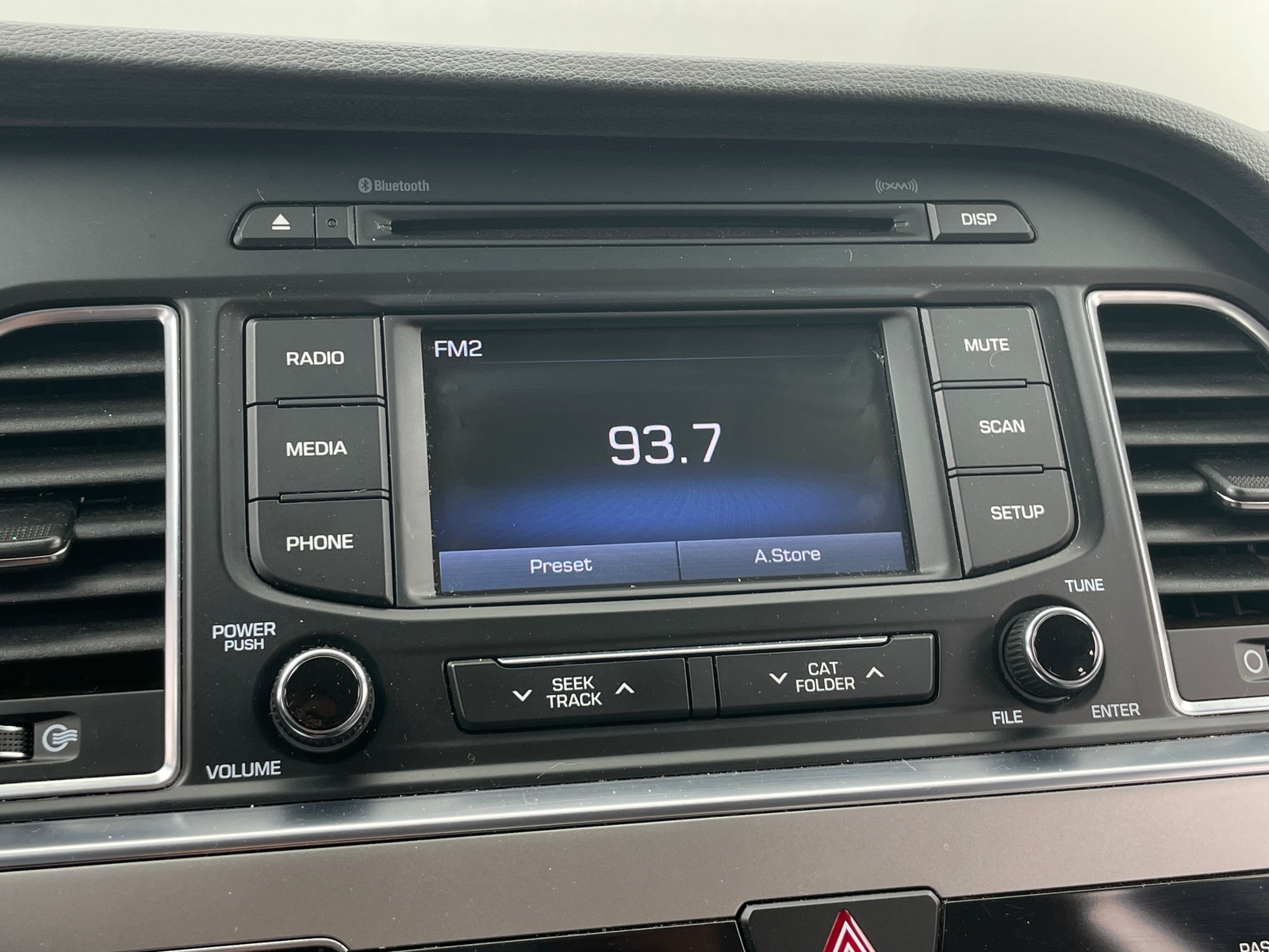 Thumbnail: 2015 Hyundai Sonata - 4