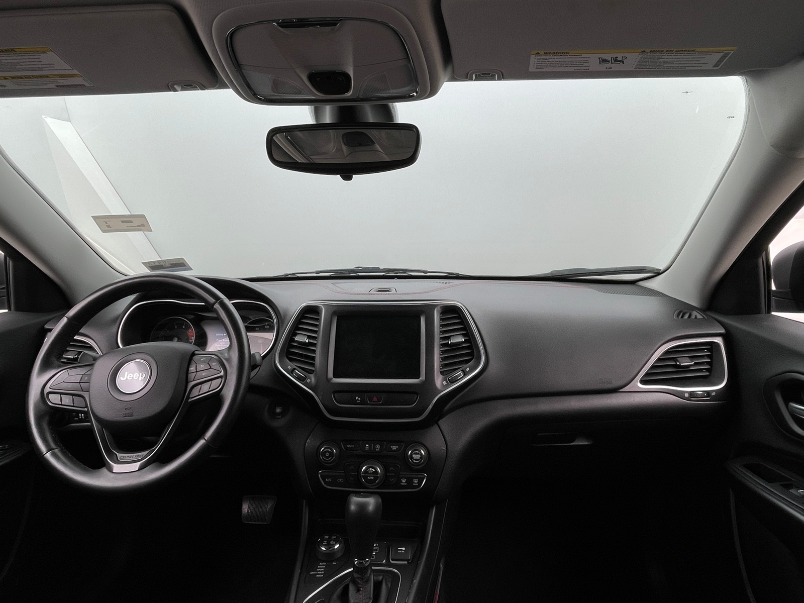 Thumbnail: 2019 Jeep Cherokee - 3