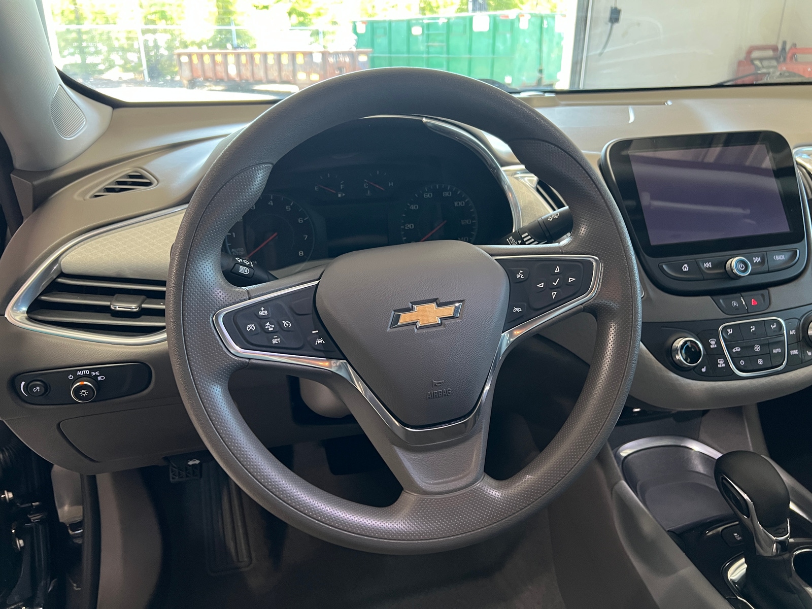 Thumbnail: 2021 Chevrolet Malibu - 5