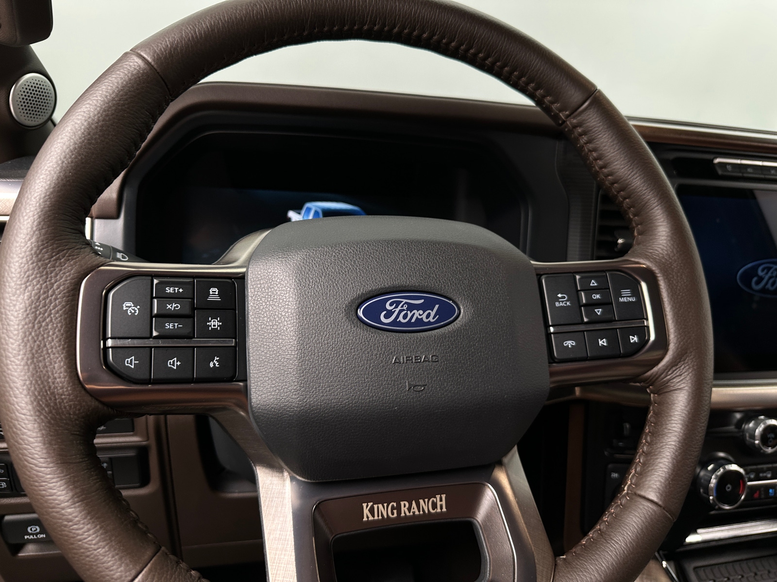 Thumbnail: 2024 Ford Econoline - 4