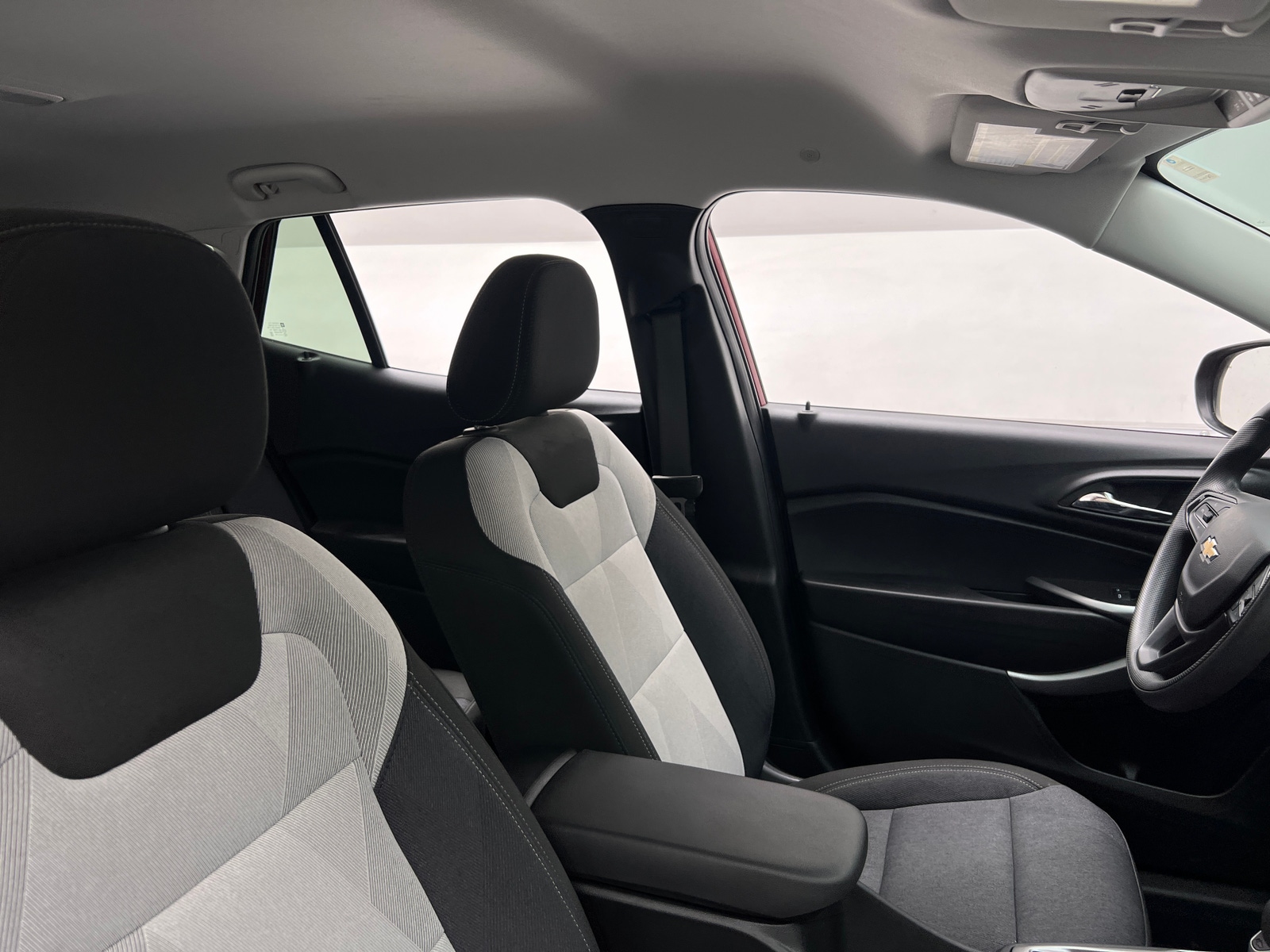 Thumbnail: 2024 Chevrolet Trax - 2