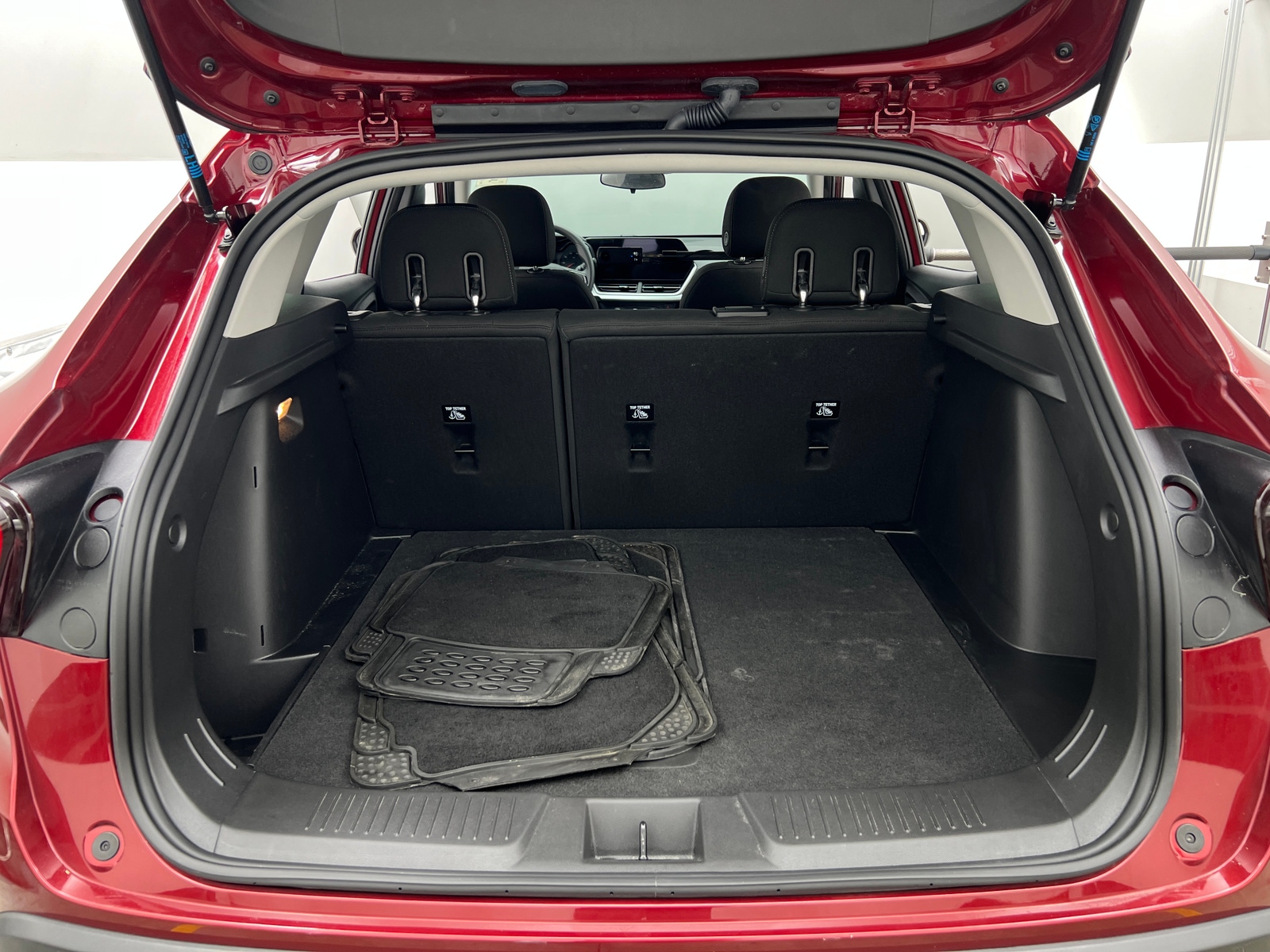 Thumbnail: 2024 Chevrolet Trax - 7
