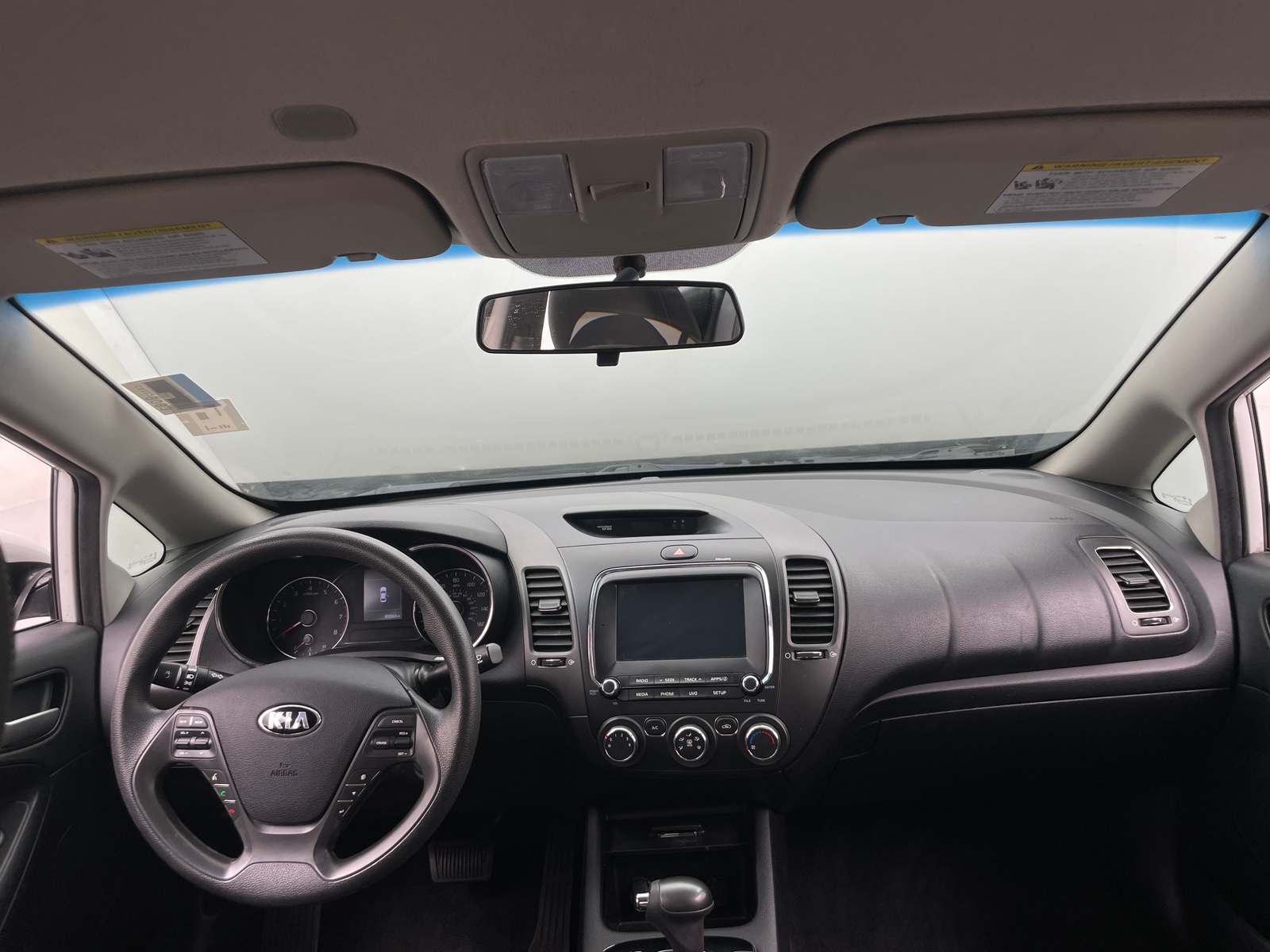 Thumbnail: 2018 Kia Forte - 3