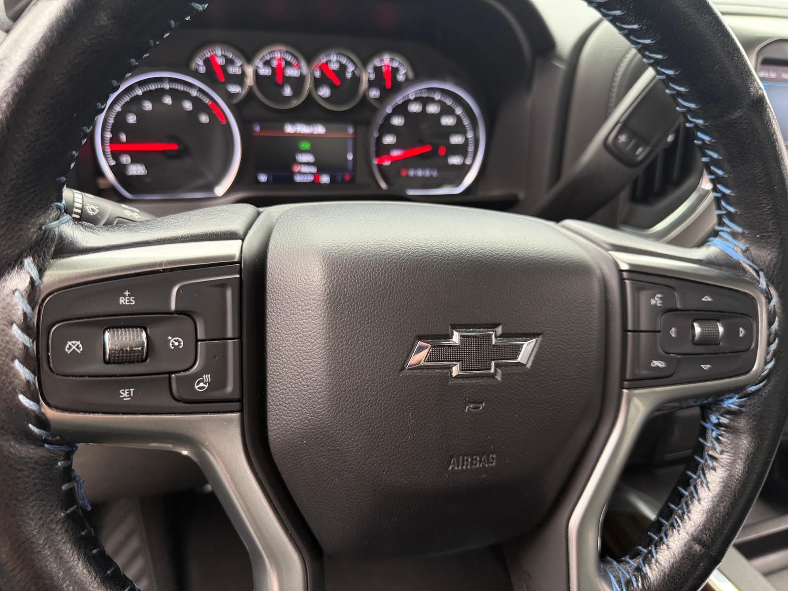 Thumbnail: 2021 Chevrolet Silverado 1500 - 5