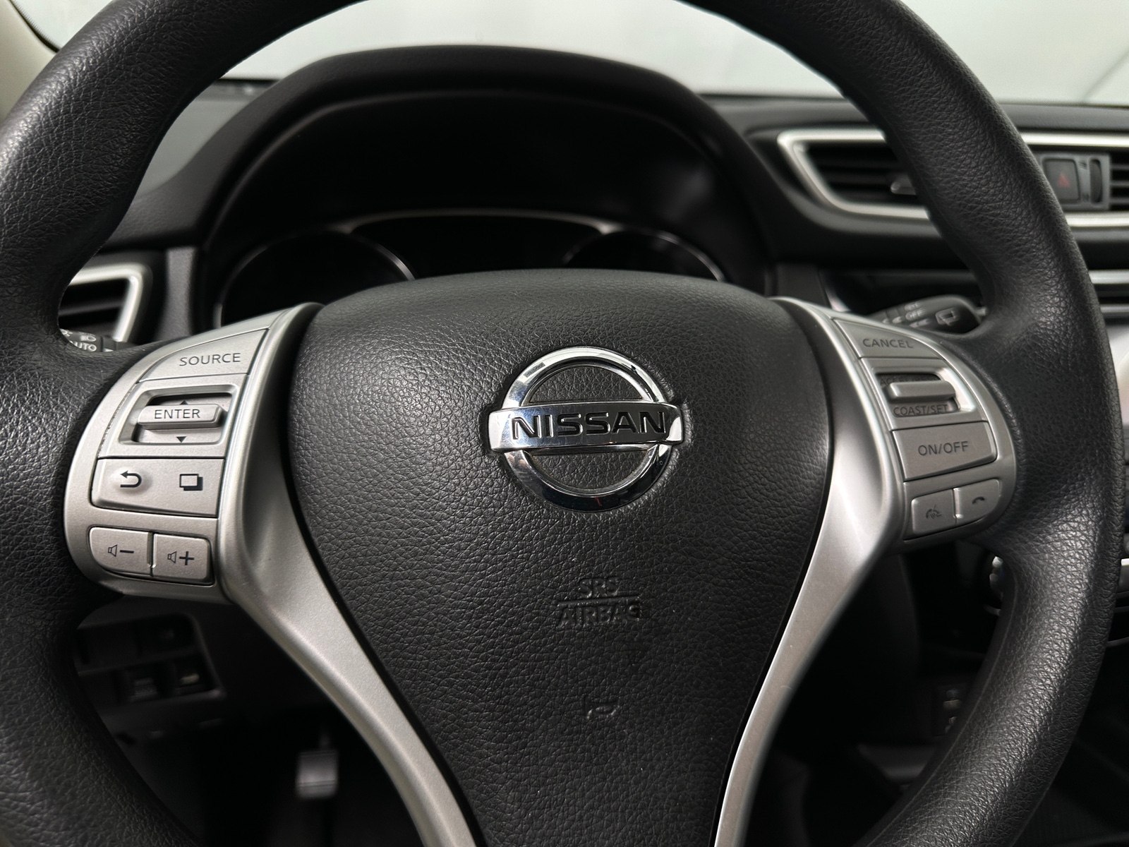 Thumbnail: 2014 Nissan Rogue - 5