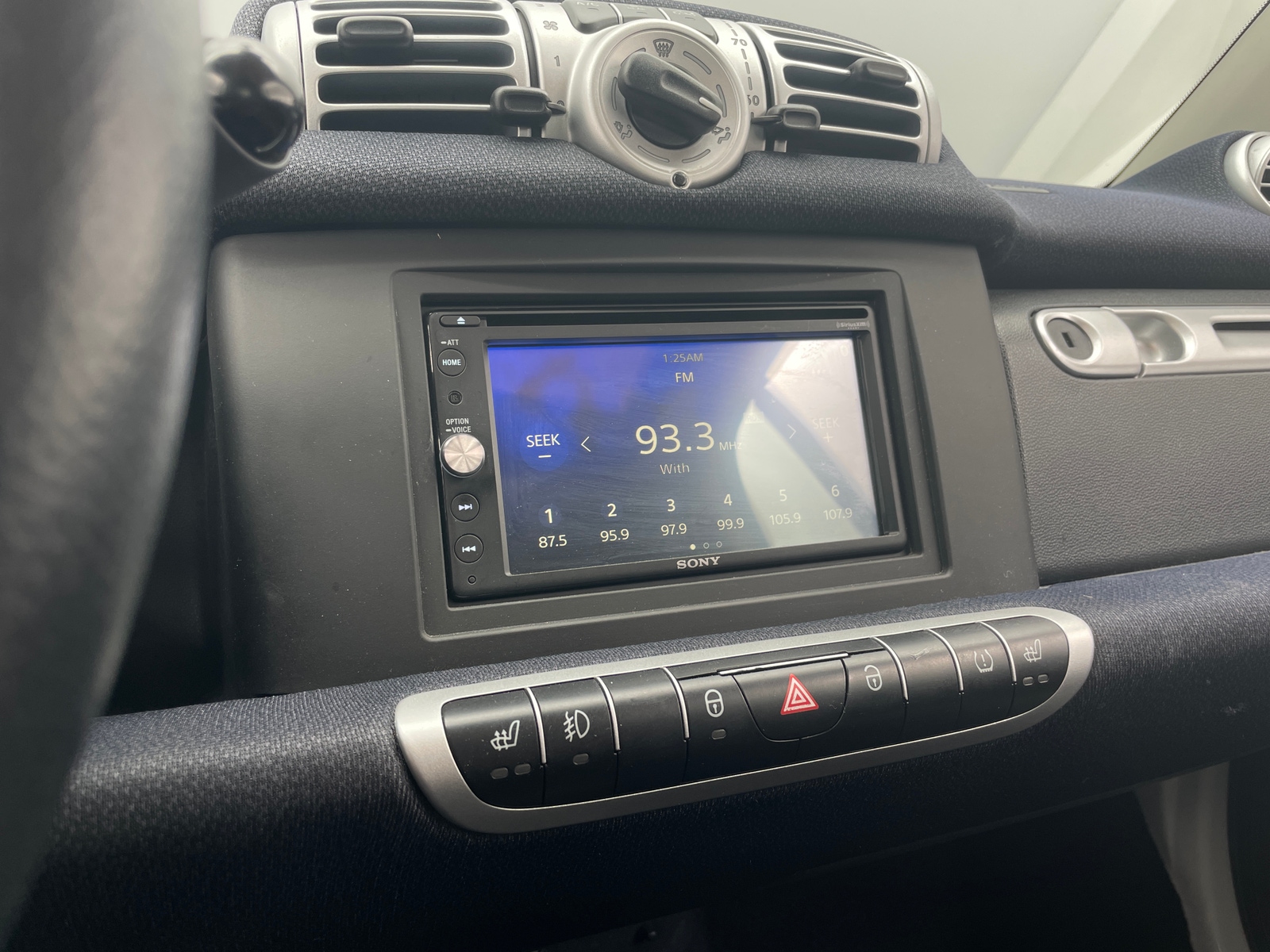 Thumbnail: 2014 smart fortwo - 4