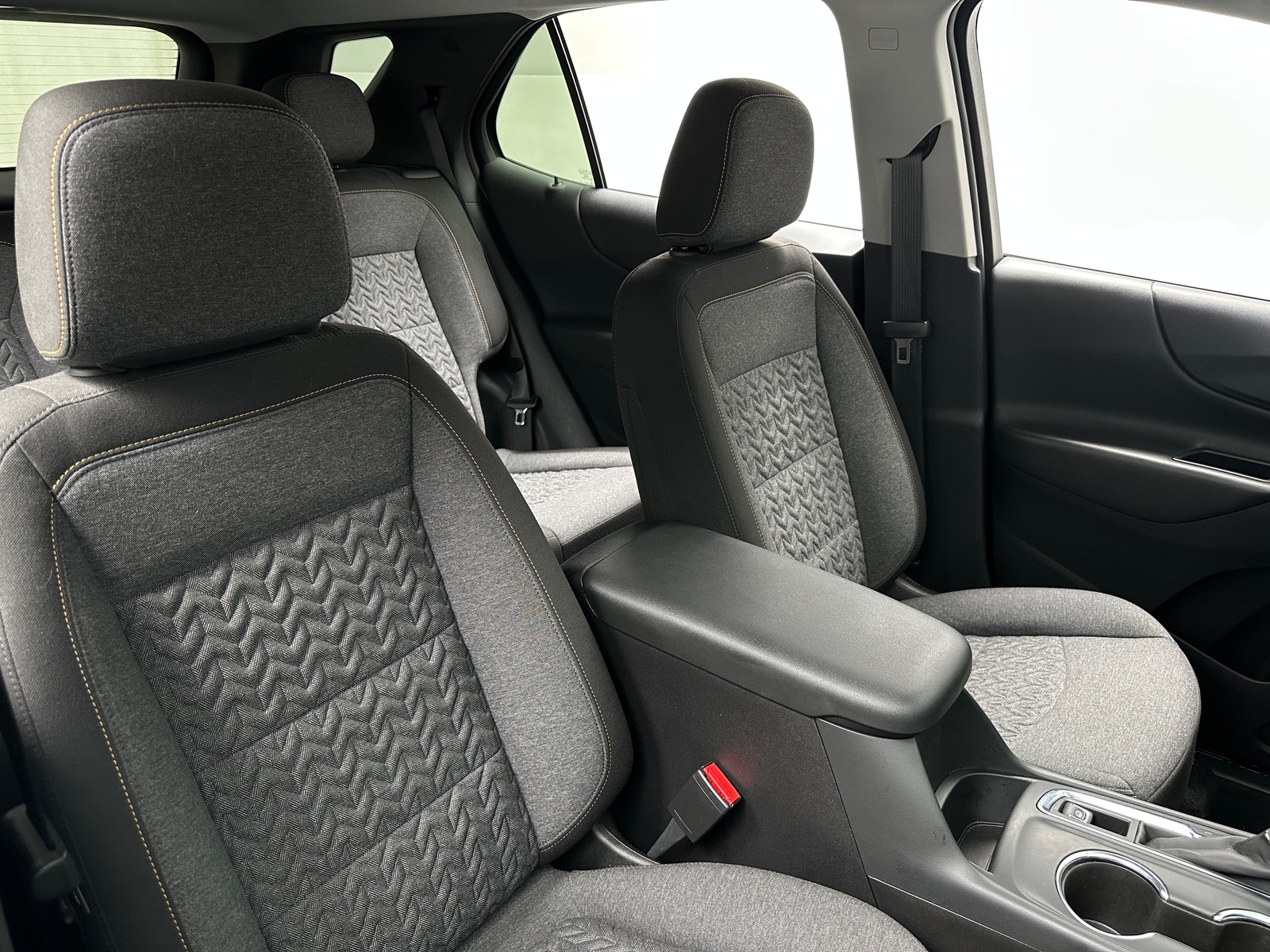 Thumbnail: 2023 Chevrolet Equinox - 2