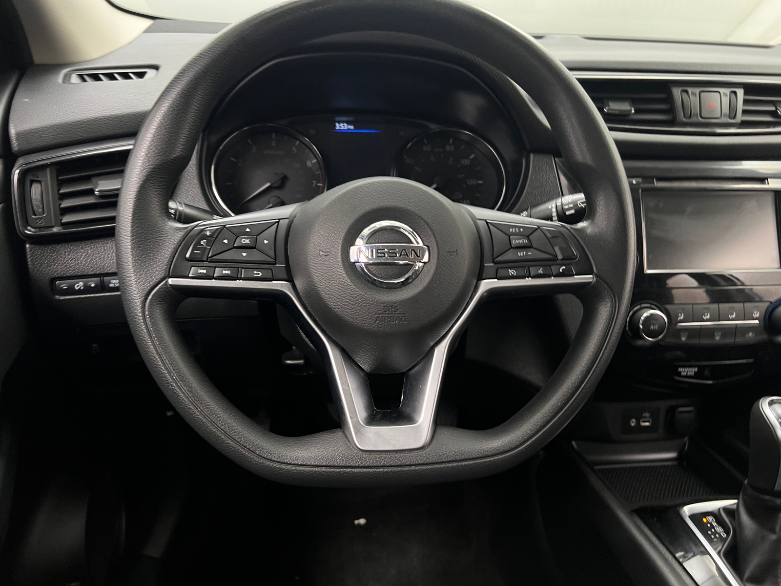 Thumbnail: 2019 Nissan Rogue Sport - 5