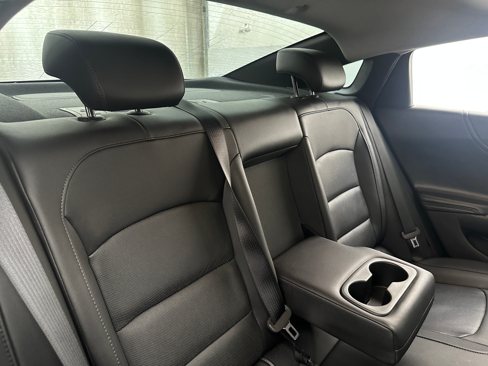 Thumbnail: 2016 Chevrolet Malibu - 5