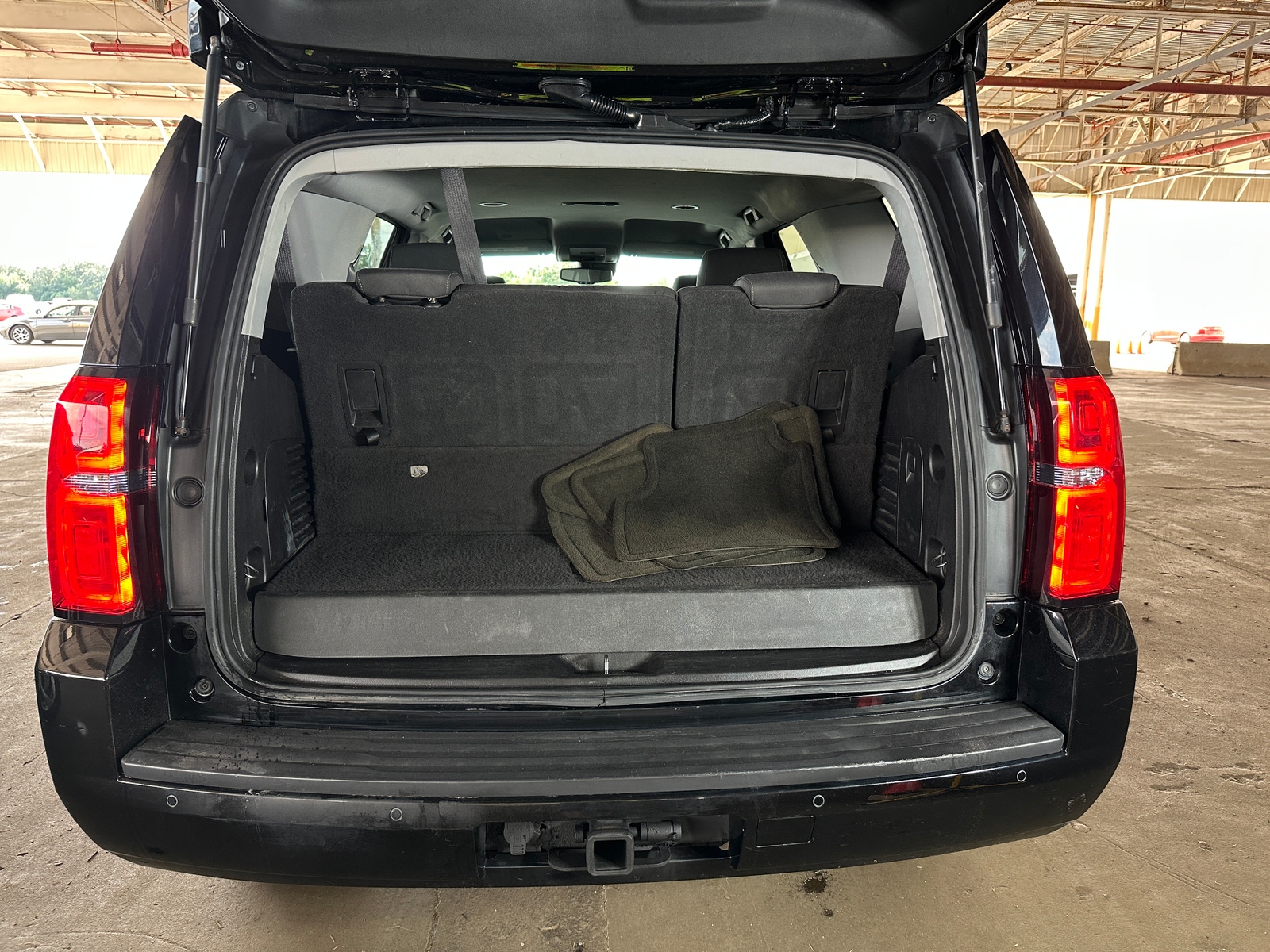 Thumbnail: 2016 Chevrolet Tahoe - 7
