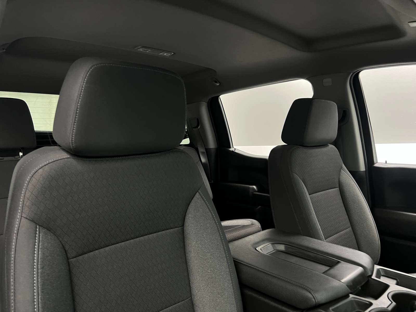 Thumbnail: 2022 Chevrolet Silverado 1500 - 2