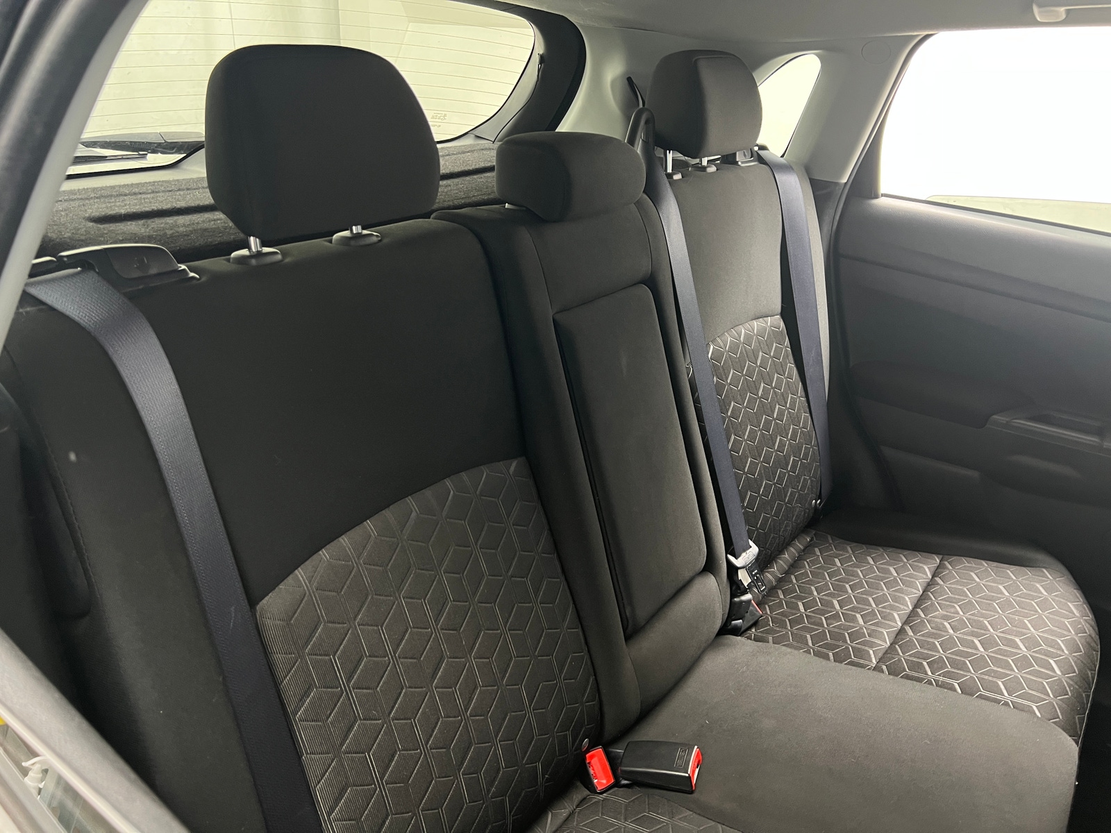 Thumbnail: 2022 Mitsubishi Outlander Sport - 6