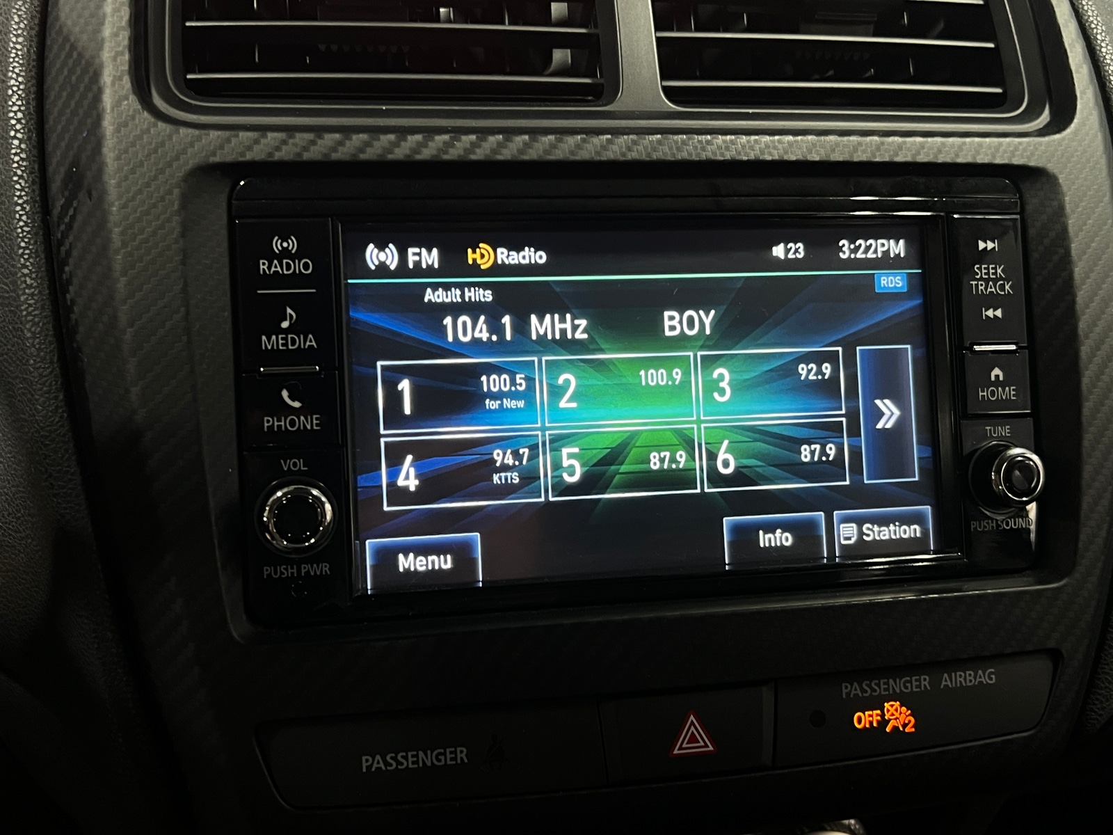 Thumbnail: 2022 Mitsubishi Outlander Sport - 4