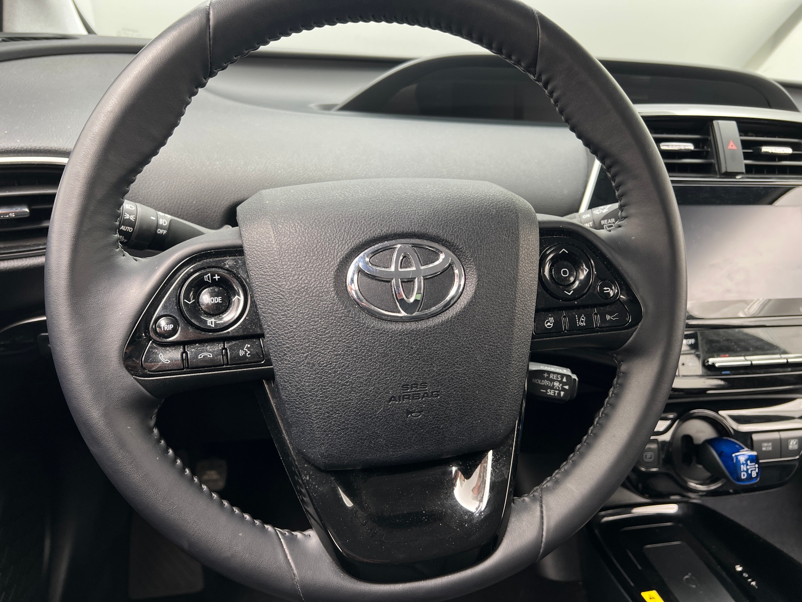 Thumbnail: 2022 Toyota Prius - 4
