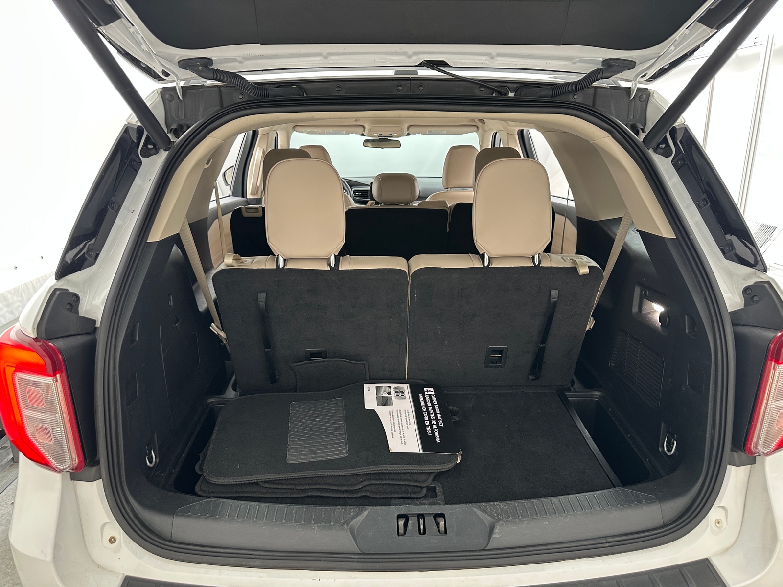 Thumbnail: 2023 Ford Explorer - 7