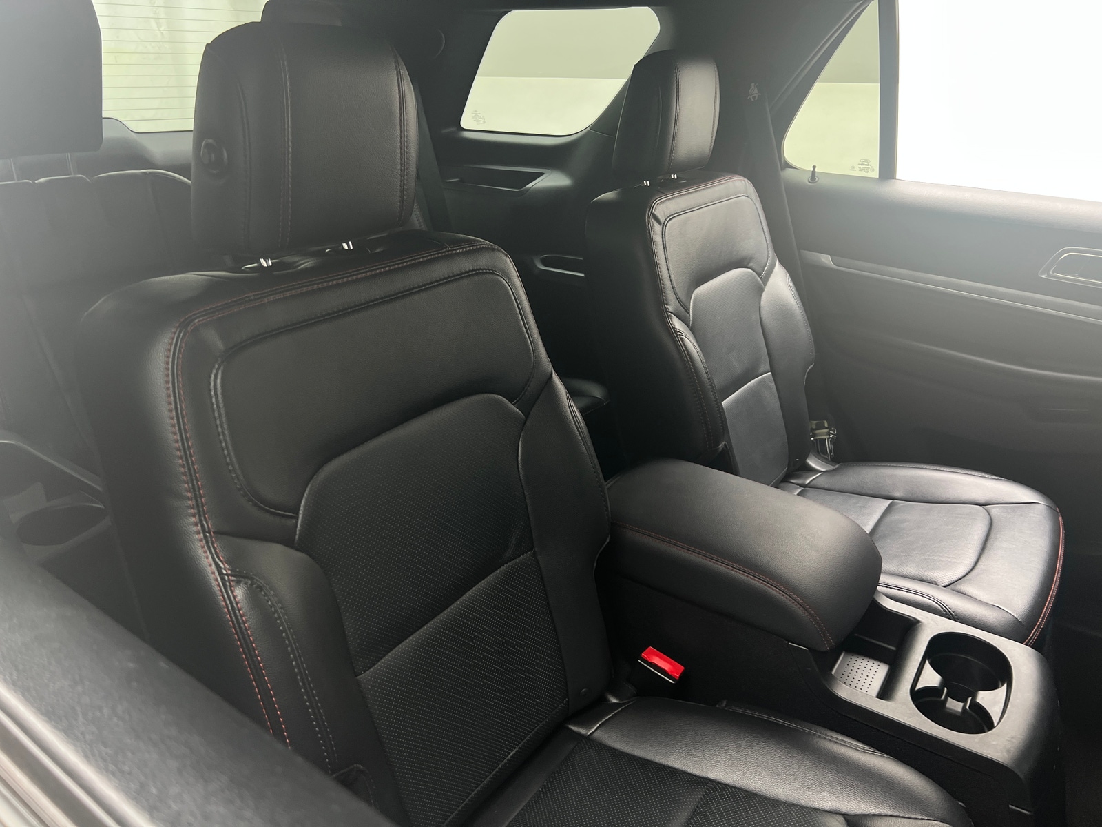 Thumbnail: 2019 Ford Explorer - 5