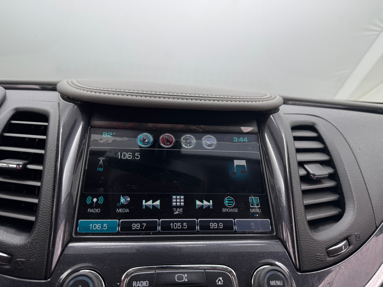 Thumbnail: 2016 Chevrolet Impala - 3