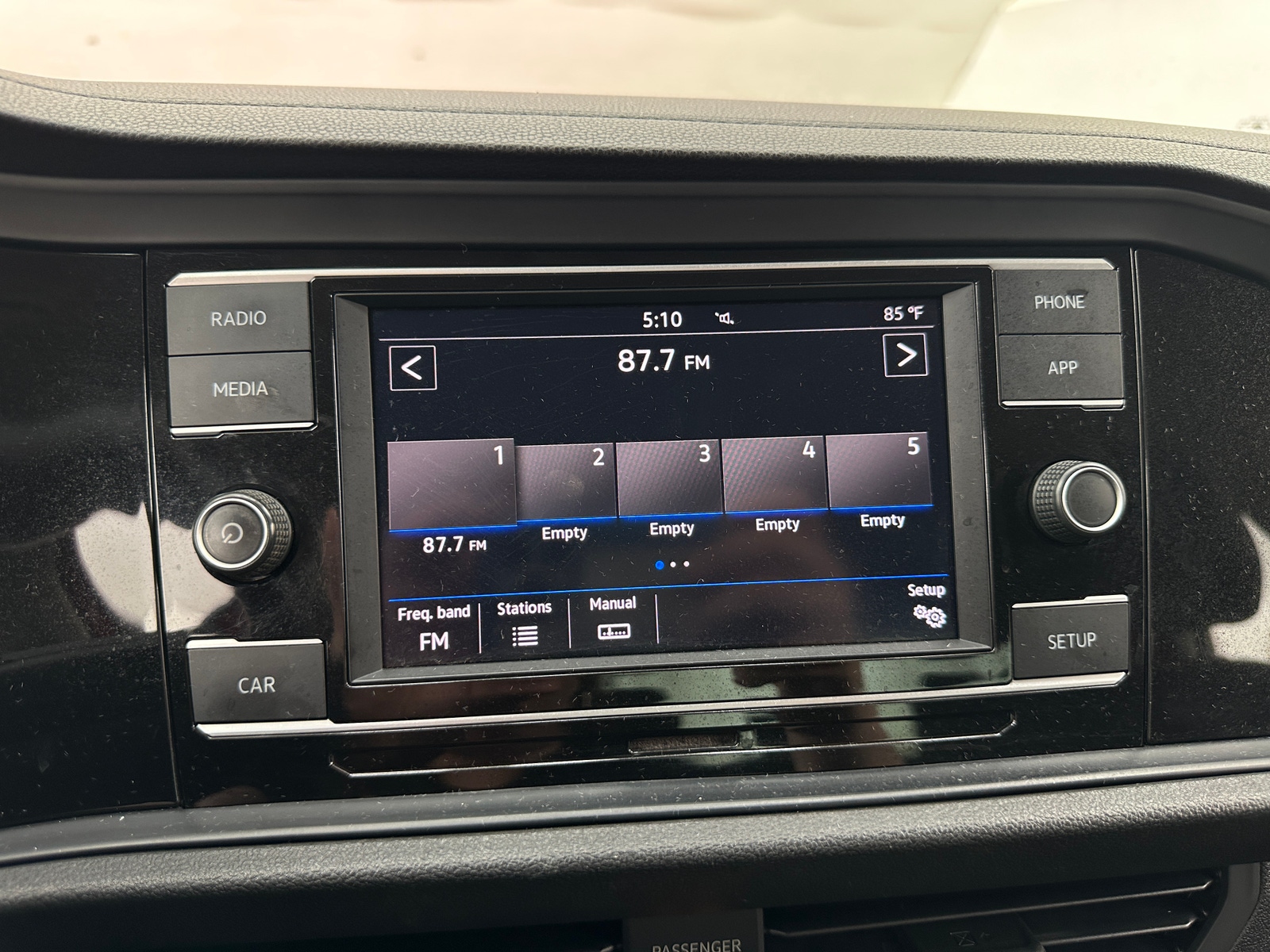 Thumbnail: 2019 Volkswagen Jetta - 4