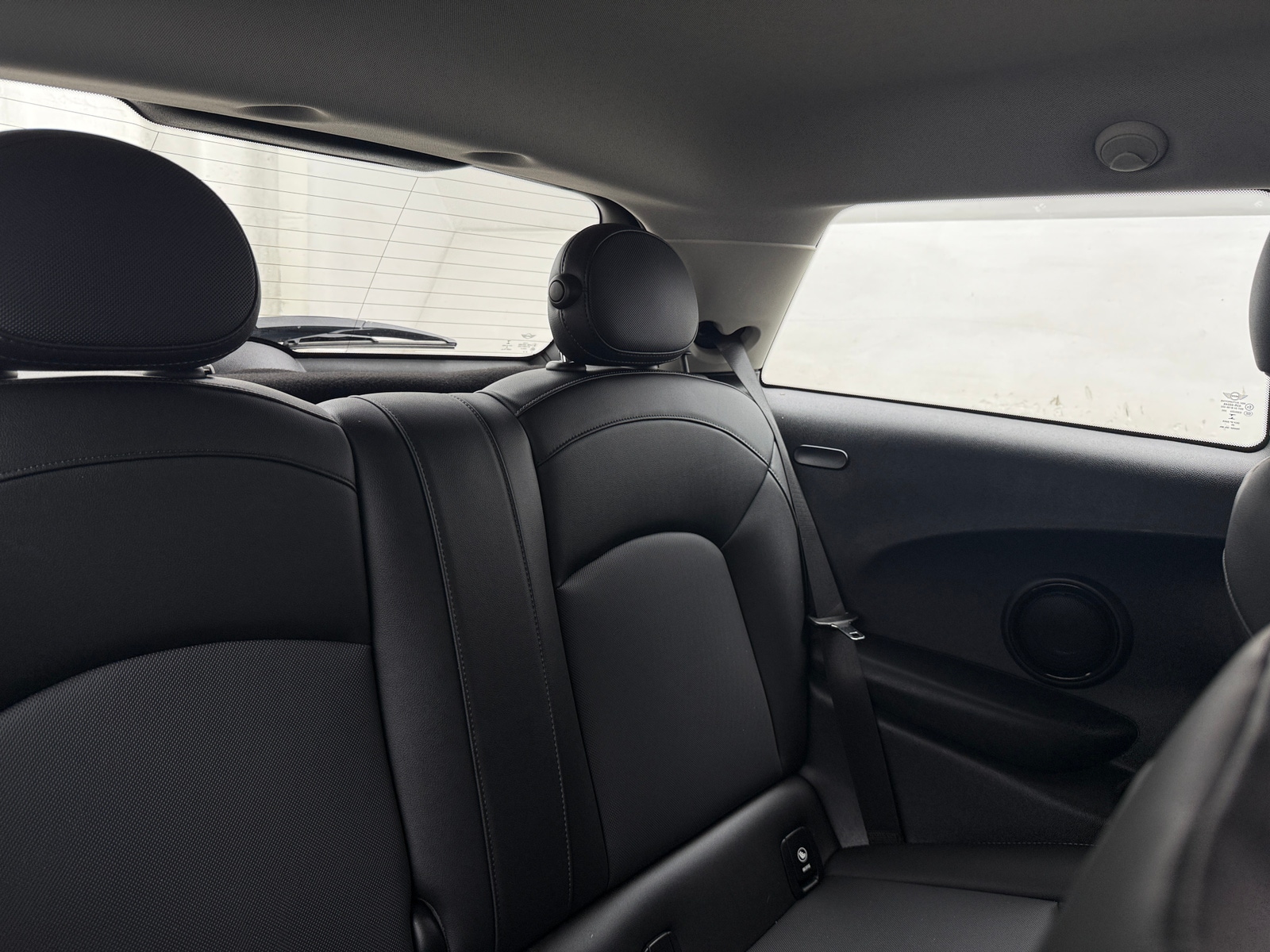 Thumbnail: 2021 MINI Cooper Hardtop - 5