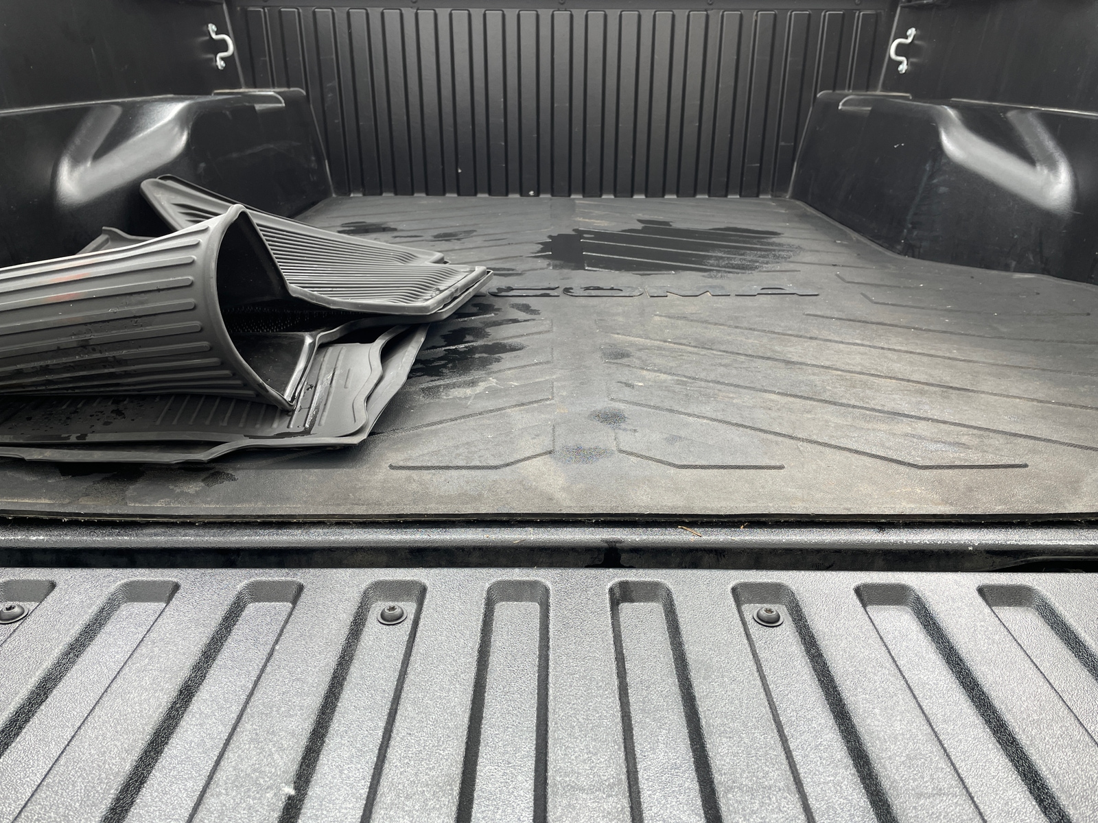 Thumbnail: 2022 Toyota Tacoma - 7