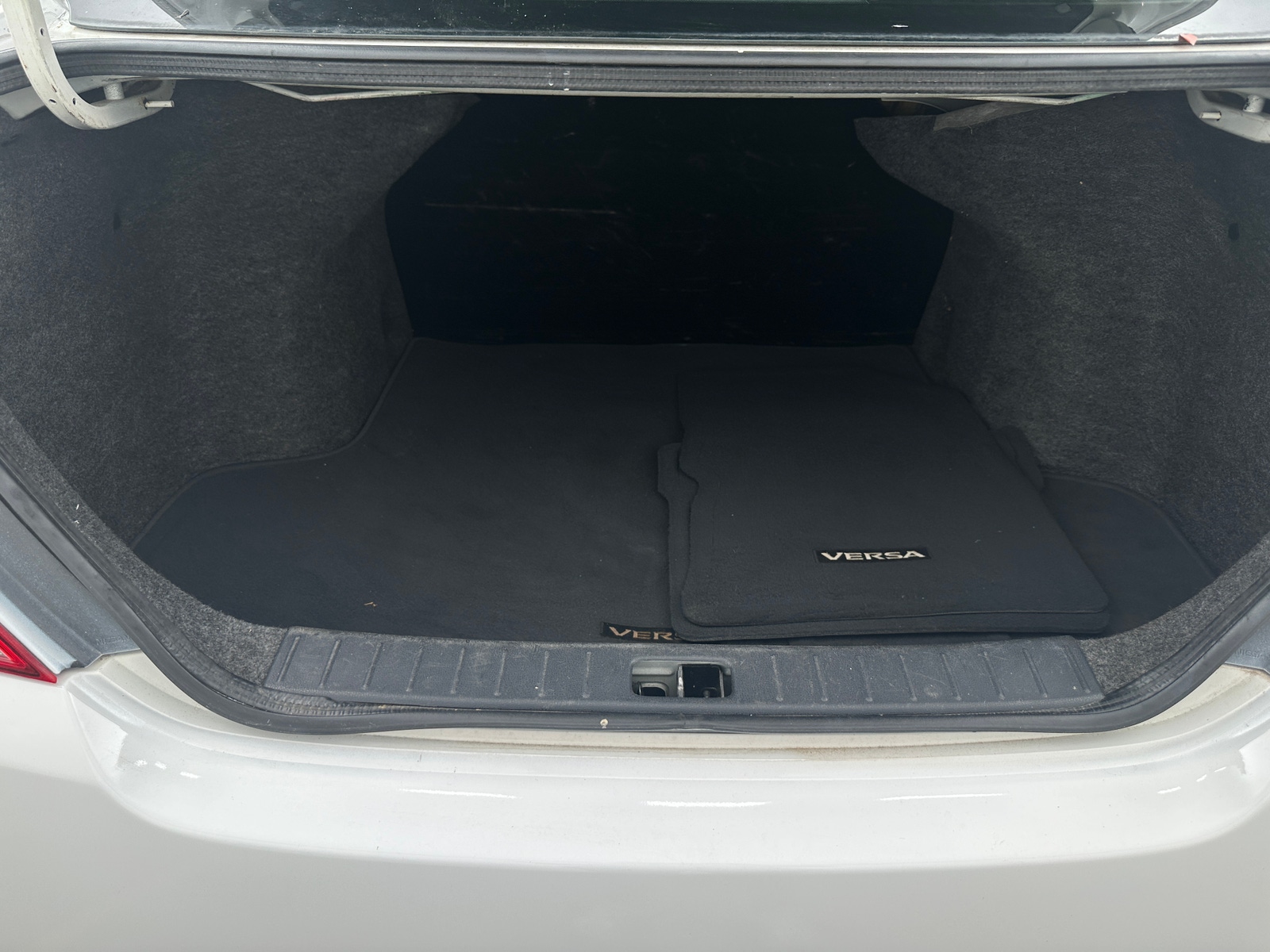 Thumbnail: 2016 Nissan Versa - 7