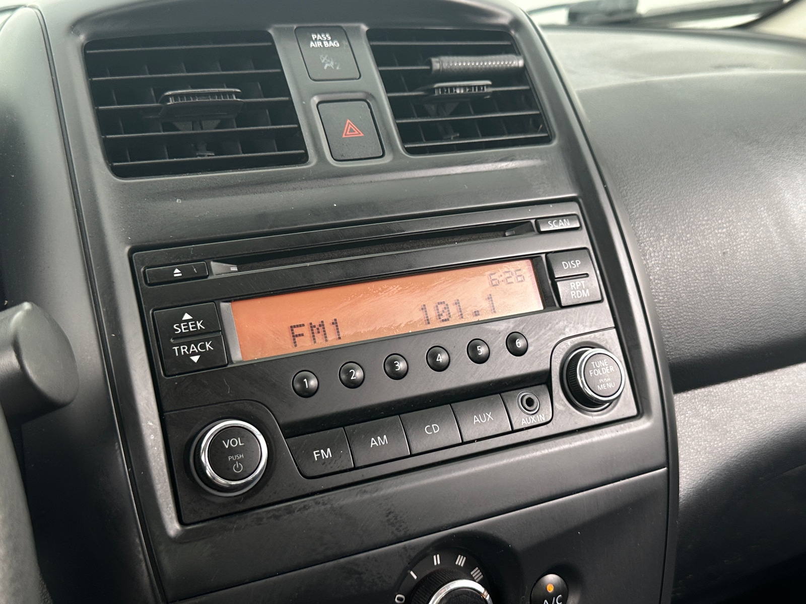 Thumbnail: 2016 Nissan Versa - 4