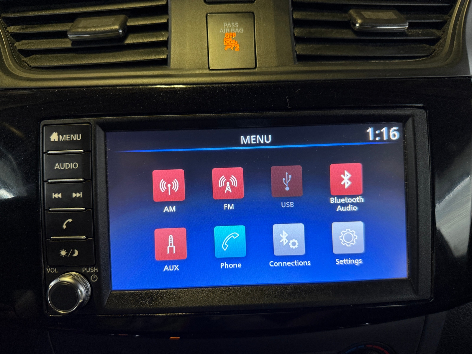 Thumbnail: 2019 Nissan Sentra - 4
