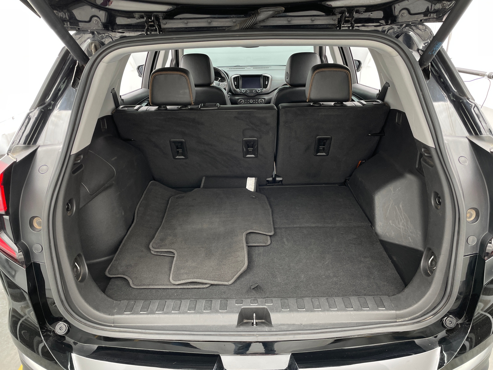 Thumbnail: 2023 GMC Terrain - 6