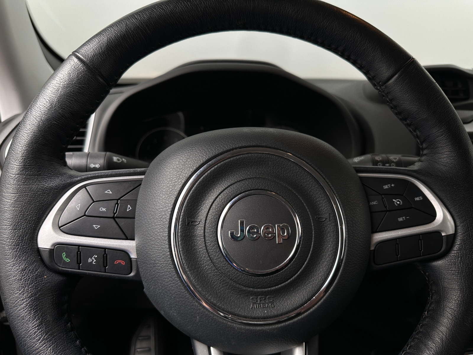 Thumbnail: 2020 Jeep Renegade - 5