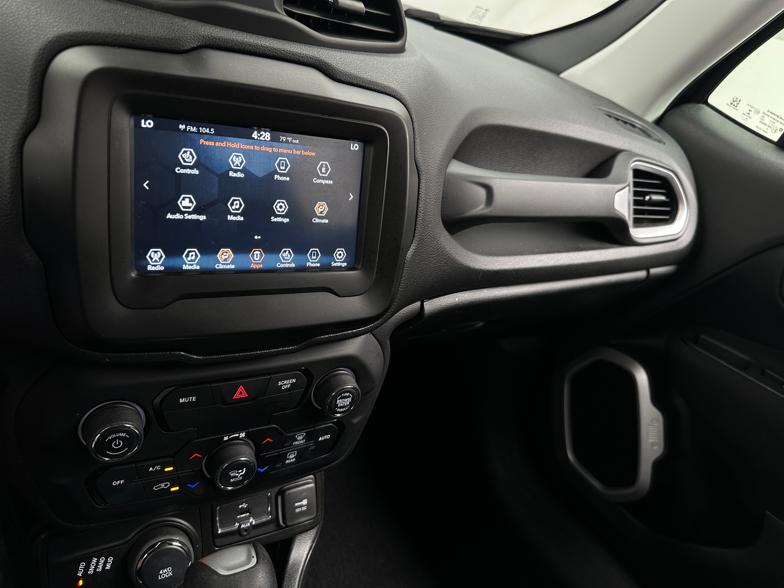 Thumbnail: 2020 Jeep Renegade - 4