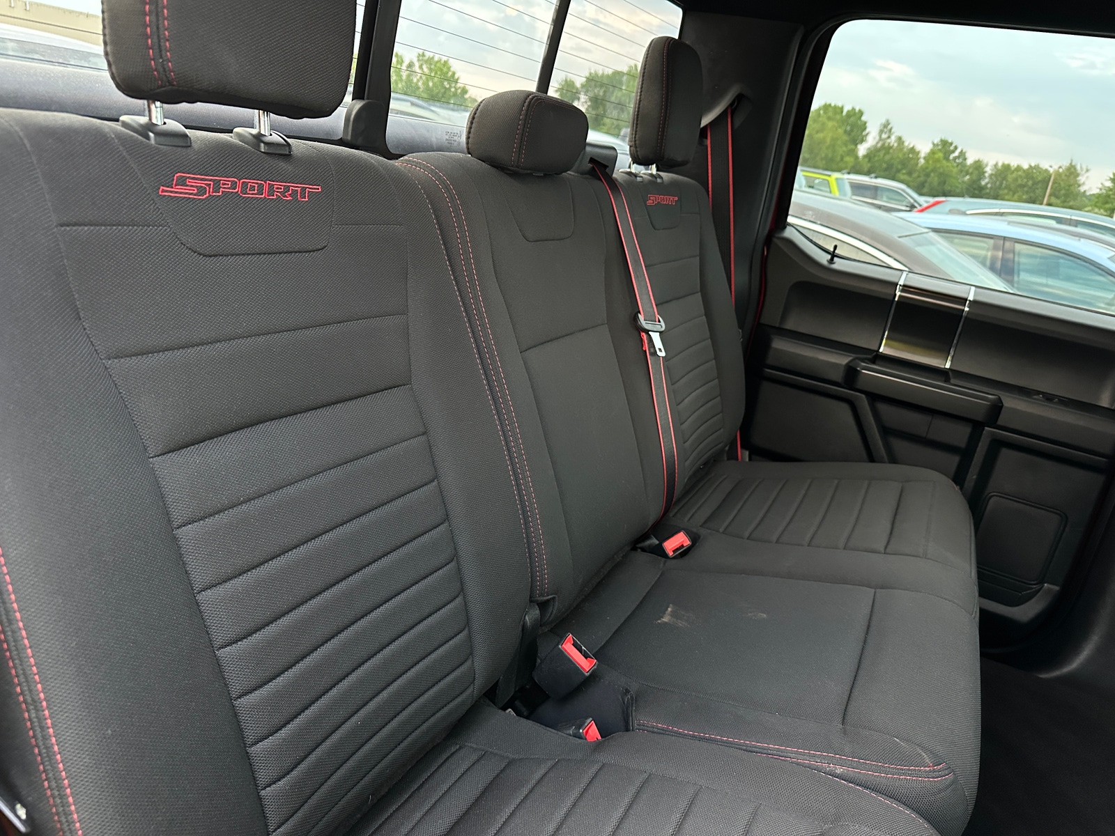 Thumbnail: 2019 Ford Econoline - 6