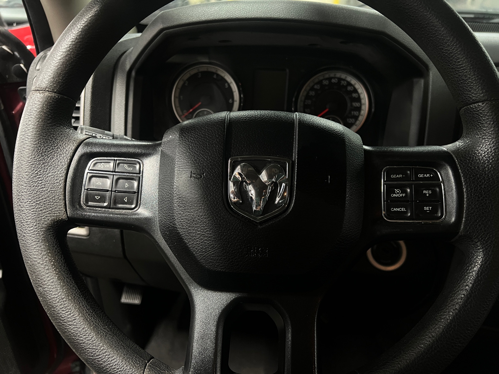 Thumbnail: 2019 RAM 1500 Classic - 5
