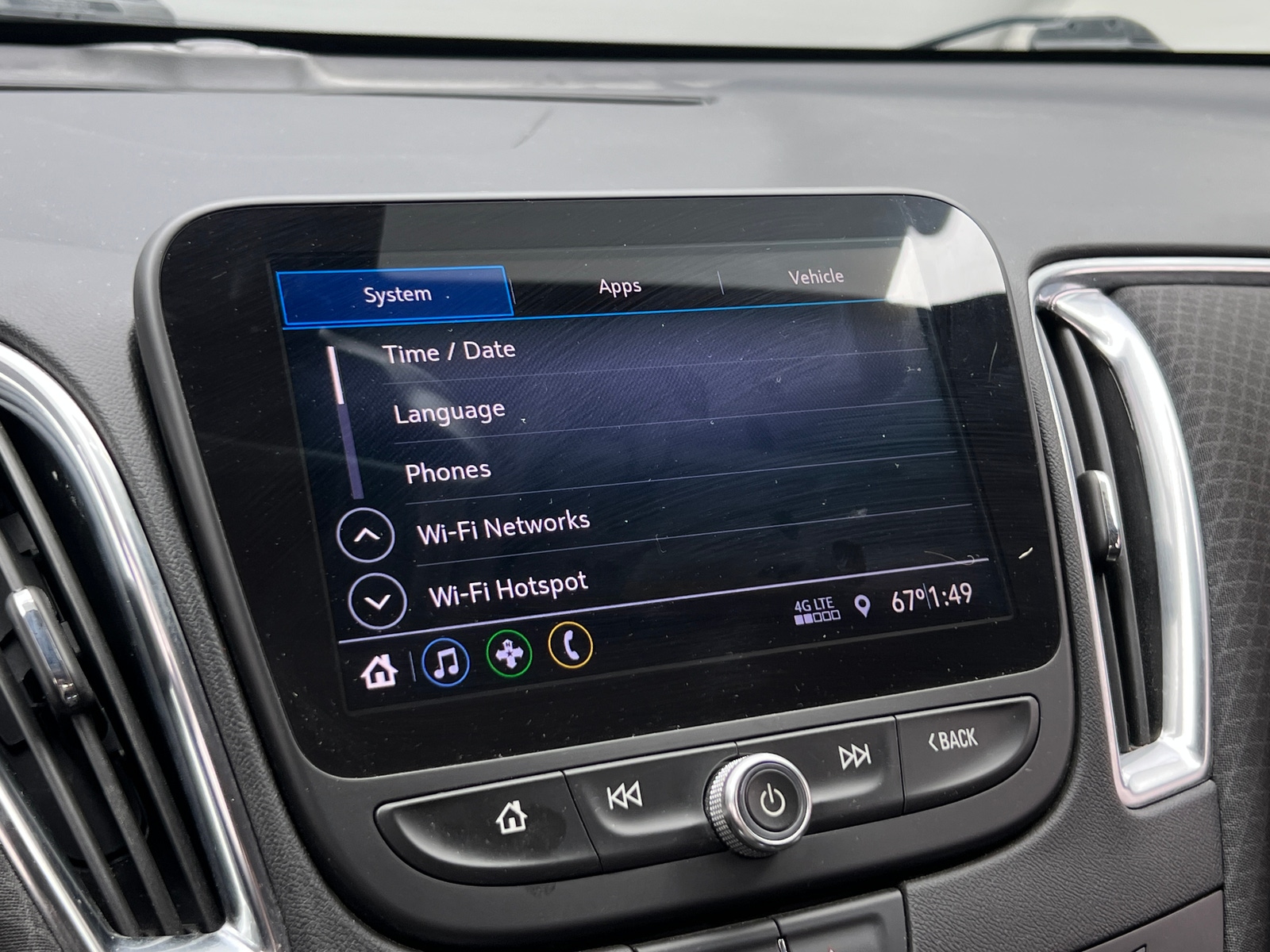 Thumbnail: 2020 Chevrolet Malibu - 4