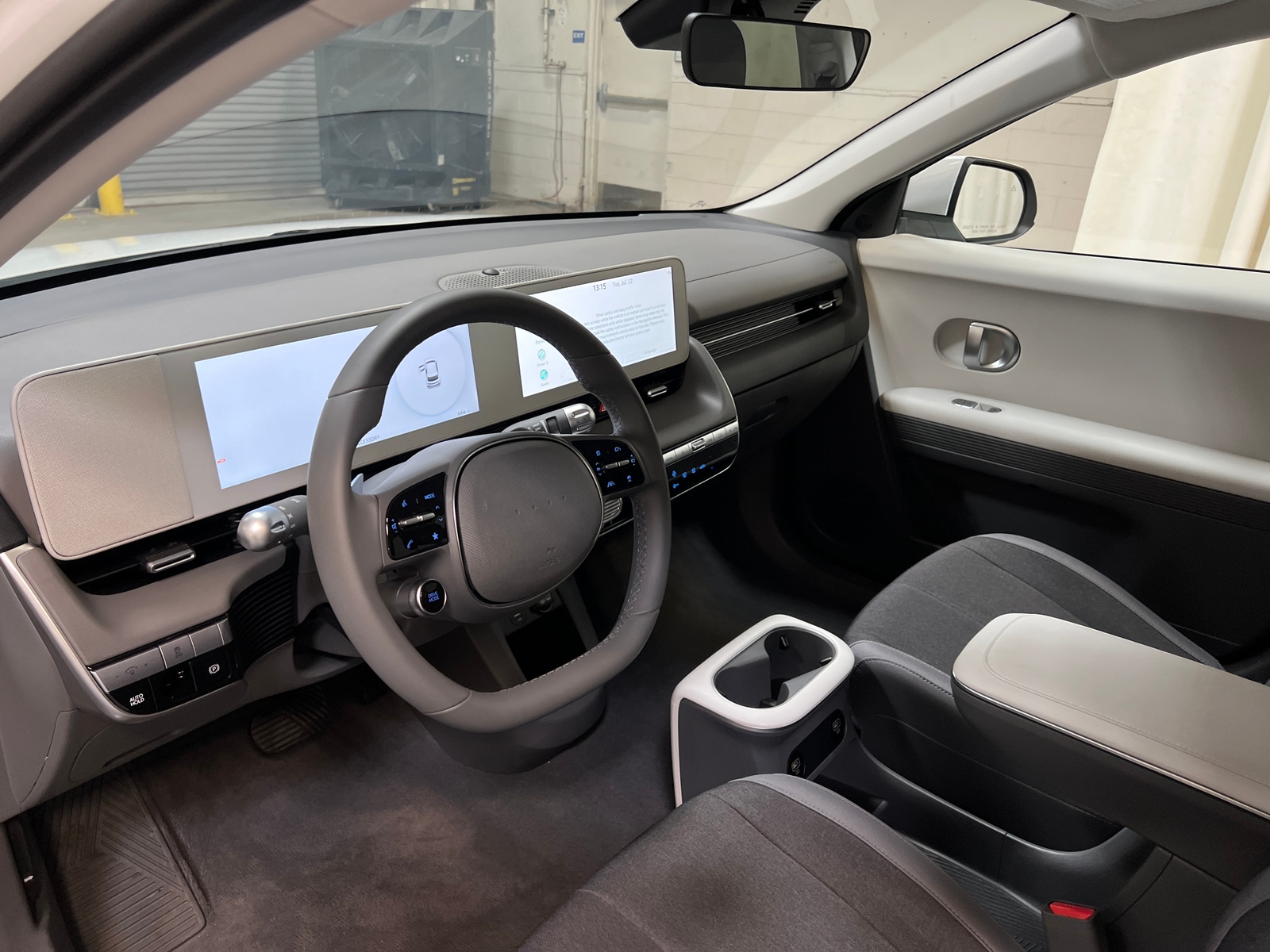 Thumbnail: 2024 Hyundai Ioniq 5 - 3
