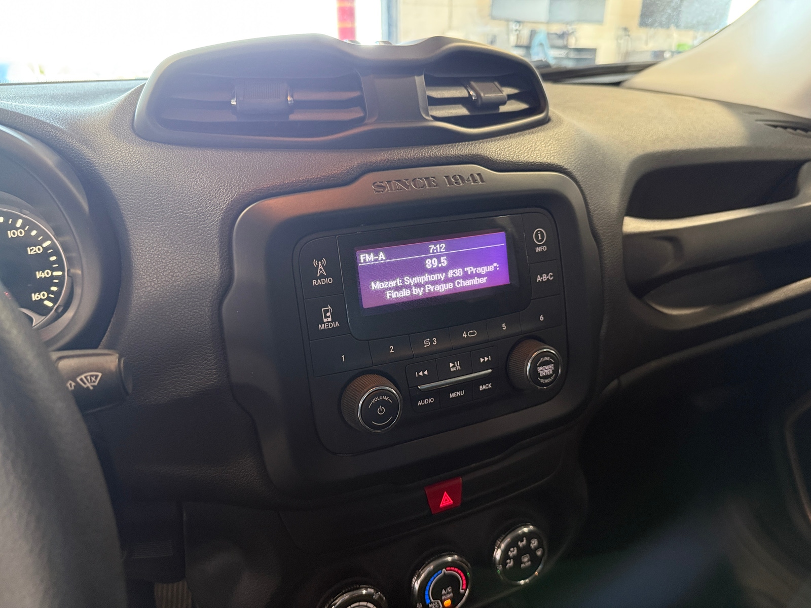 Thumbnail: 2017 Jeep Renegade - 4