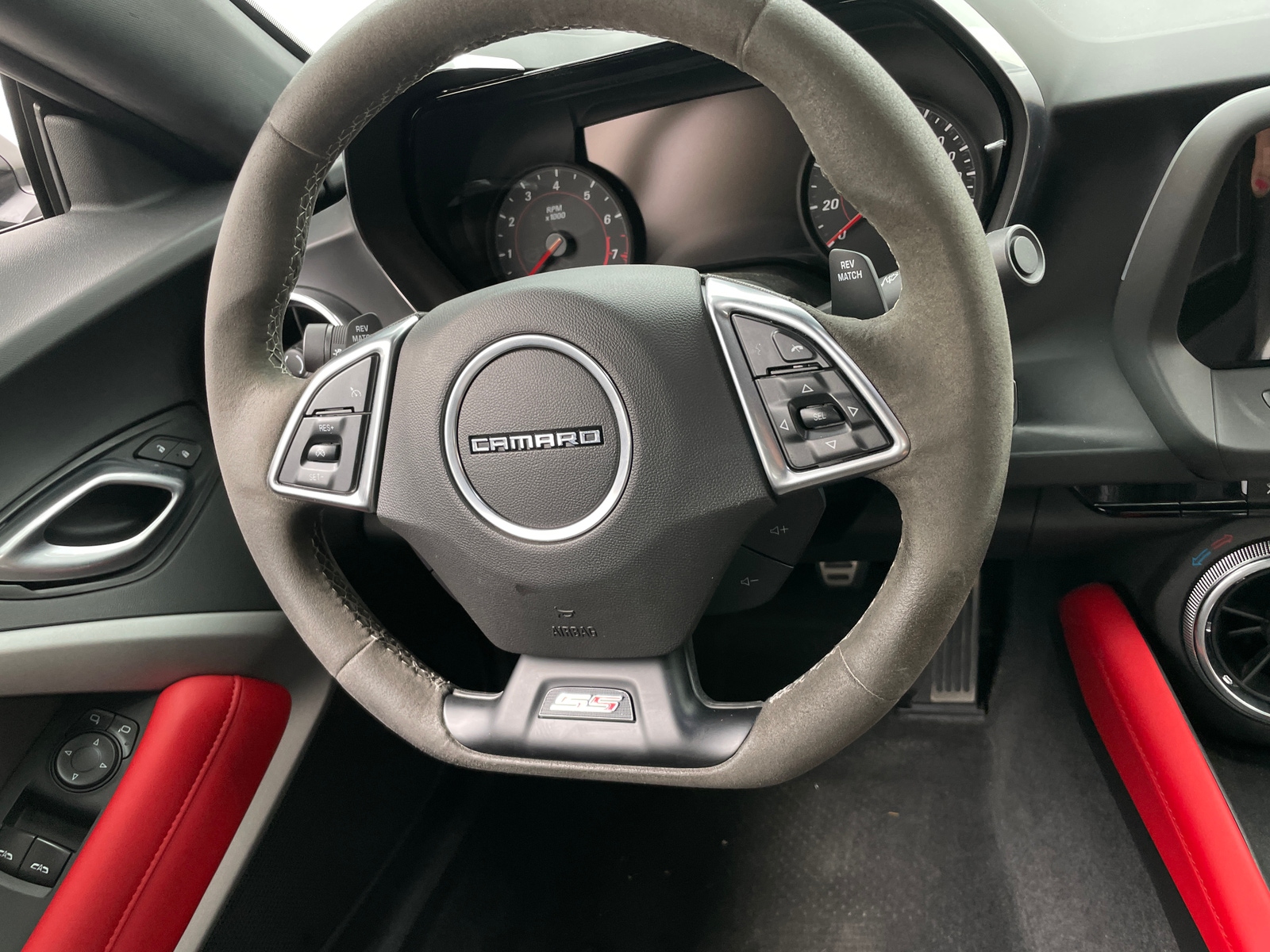 Thumbnail: 2018 Chevrolet Camaro - 4