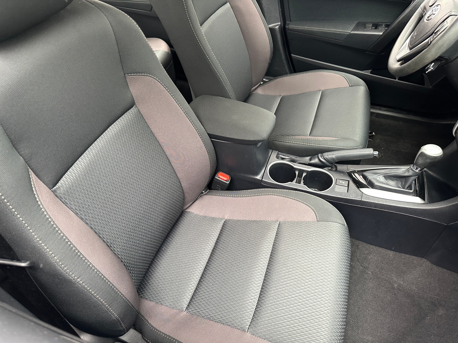 Thumbnail: 2018 Toyota Corolla - 2
