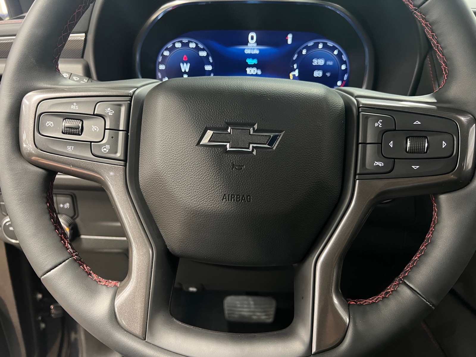 Thumbnail: 2024 Chevrolet Tahoe - 4