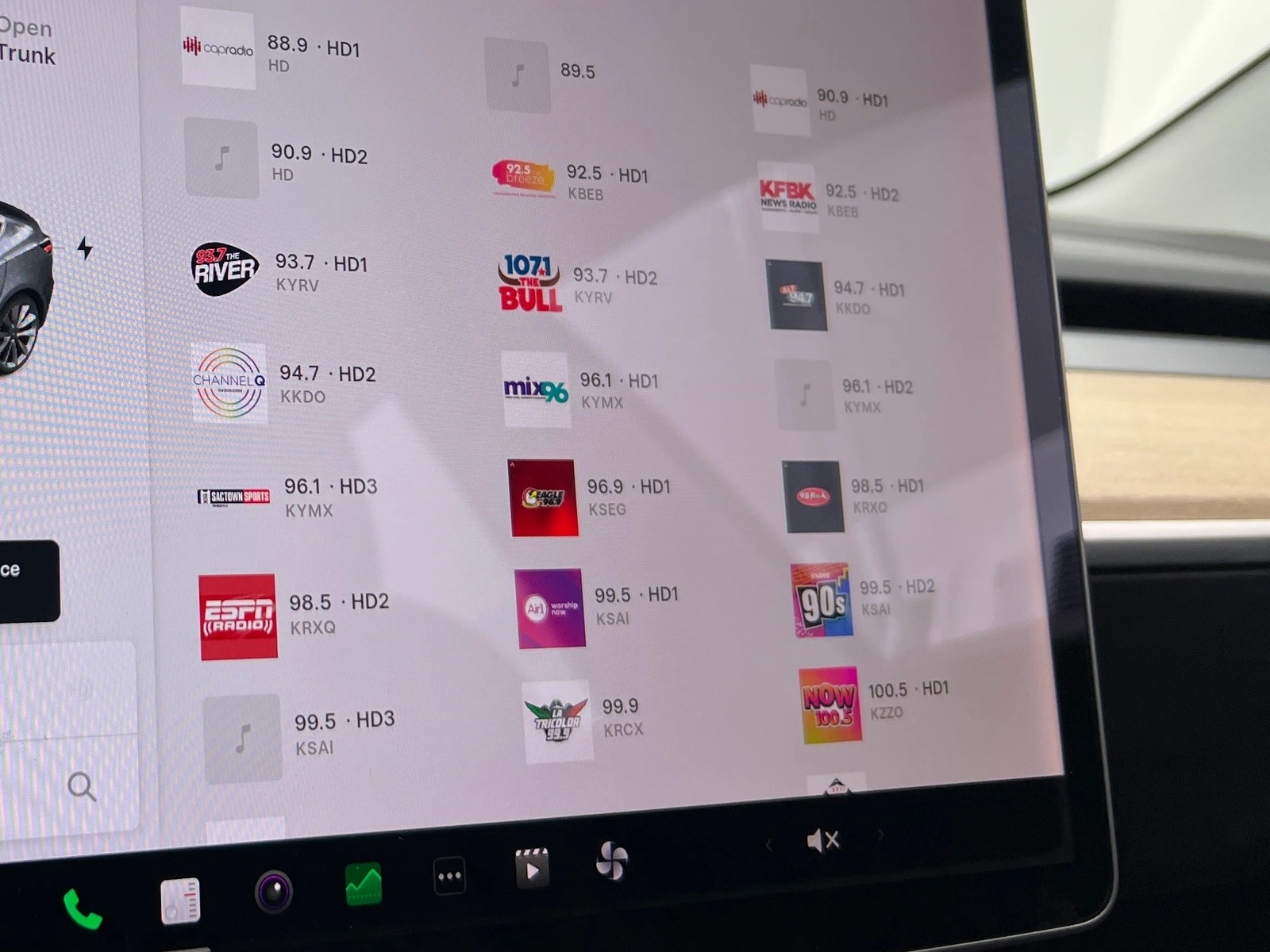 Thumbnail: 2020 Tesla Model 3 - 3