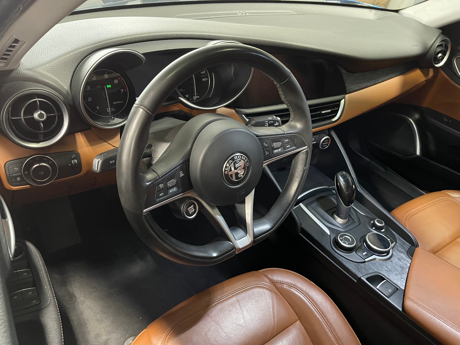 Thumbnail: 2019 Alfa Romeo Giulia - 2