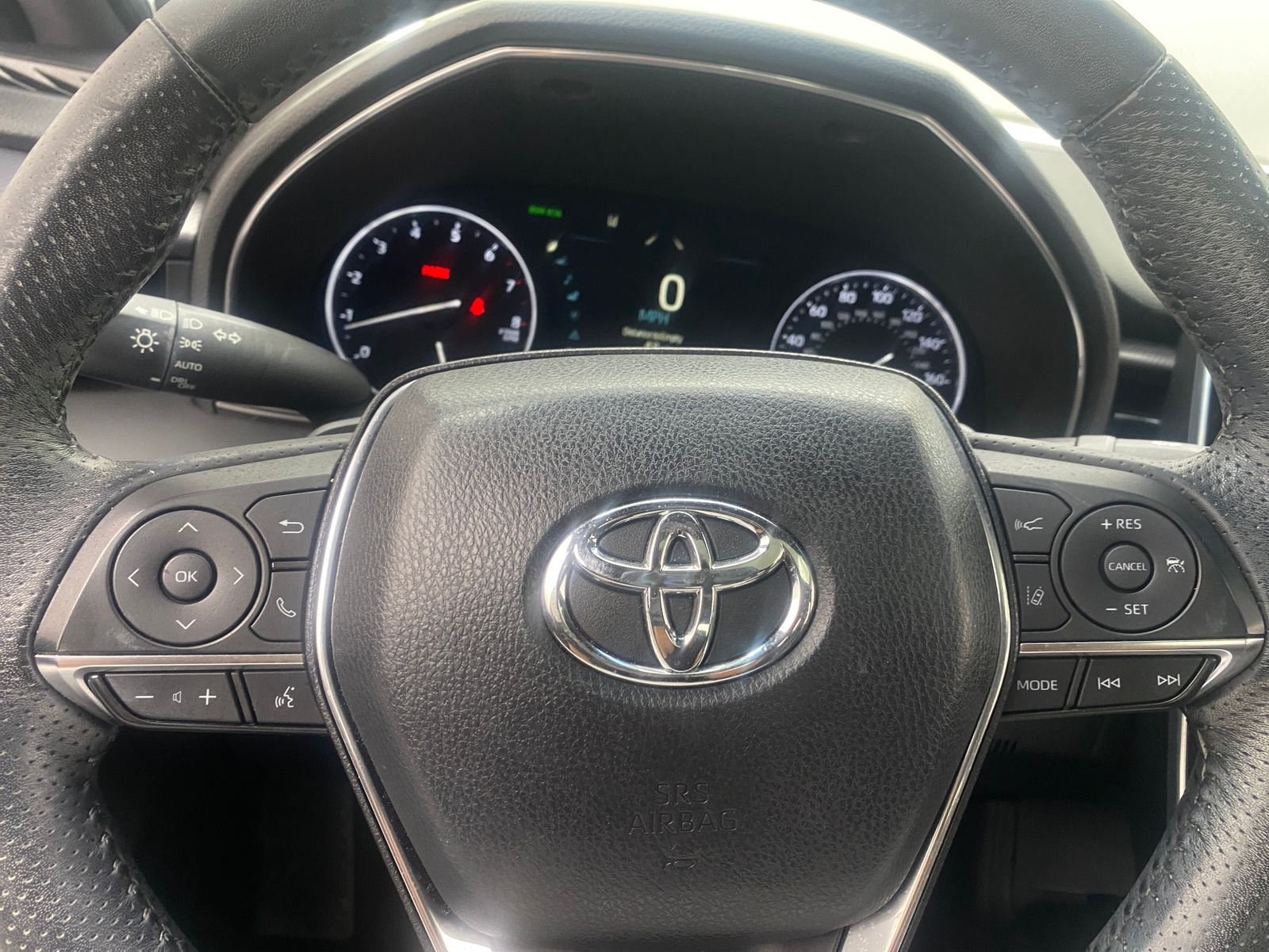 Thumbnail: 2019 Toyota Avalon - 5