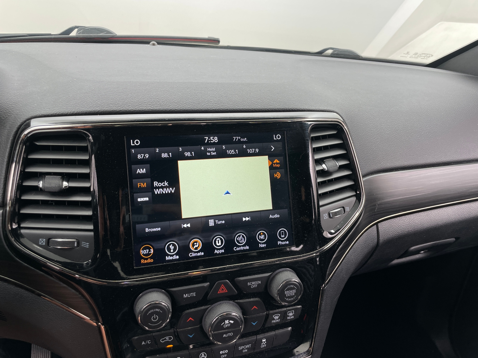 Thumbnail: 2019 Jeep Grand Cherokee - 3